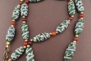 Vintage Venetian Style Feather Desgin Glass Beads Necklace