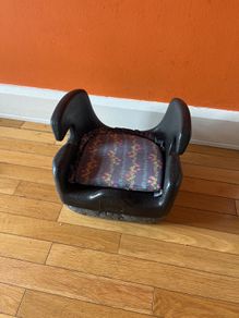 Kids booster seat