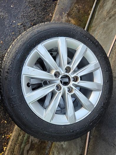 Alloy Wheels with Tyres