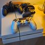 PS4 white - 1TB Image 2