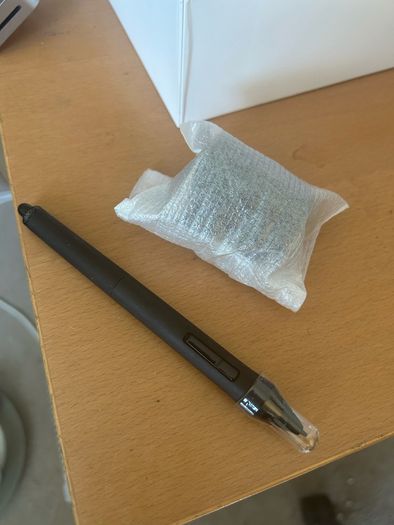 Wacom Intuos 4 - Professional Pen Tablet