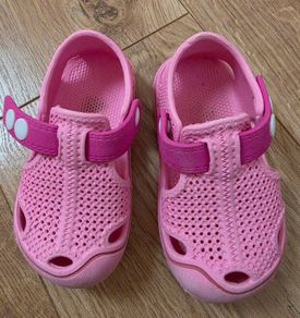 Kids footwear - size 23