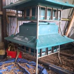 Lamb creep feeder