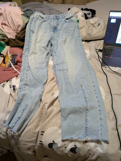 clothing EUR 1 each item