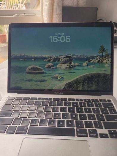 MacBook Air M1 Silver, Excellent Condition
