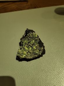 Olivine specimens
