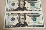 USA 2017 20 Dollars bill X 2 consecutive numbers