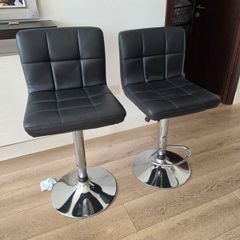 2 Free Bar Stools, Collection Sandyford