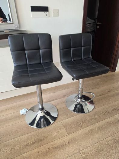 2 Free Bar Stools, Collection Sandyford