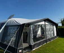 Walker Dynamic 250 Awning