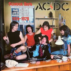 AC/DC Limited Edition School Days. A collection of rare singles vinyl album in mint condition