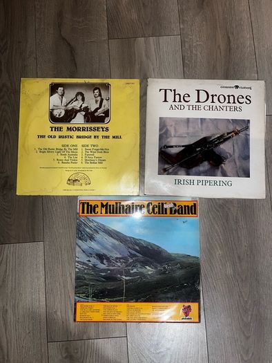 Records / Vinyls