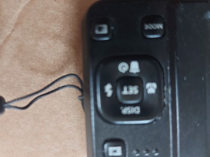 KODAK PIXPRO Digital Camera, Model FZ55, 16 megapixel, 5 x Zoom, in very good condition, but issue with Lens not retracting when turned off