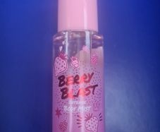 Bubble T Berry Blast Intense Body Mist (80ml)