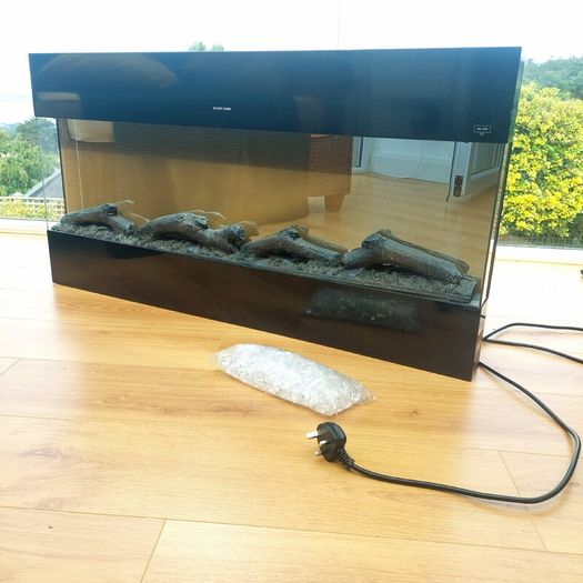 Electric LED Fireplace Heater - Multi-Colour Flame Effect - Excellent Condition