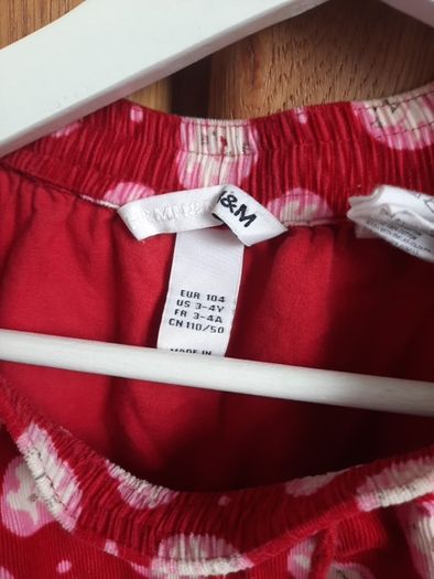 H and M girls skirt size 4 years cats