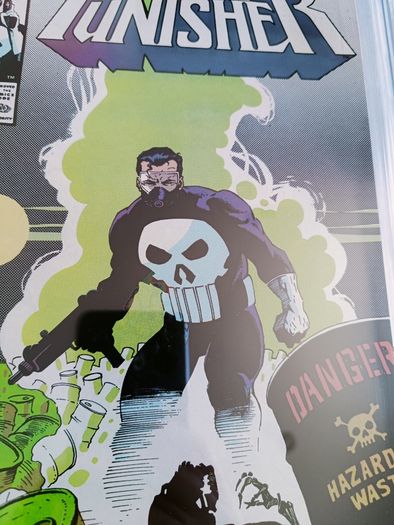 The Punisher  Issue 6 CBCS / CGC 9.6 Certified Graded Comic Framed  DC Marvel
