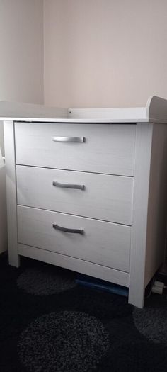 Changing table