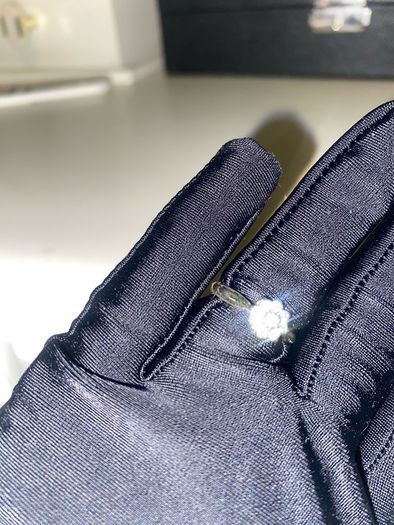 Diamond Ring Authentic with Receipt Good Condition