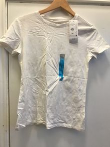 4 white tee-shirts
