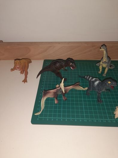 Dinosaur Figures Bundle