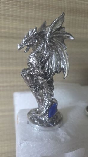 Dragon figurines