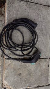 Type 2 to type 1 ev charge cable