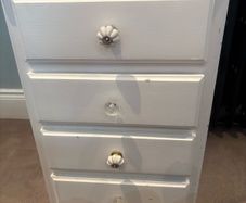 Bedside lockers