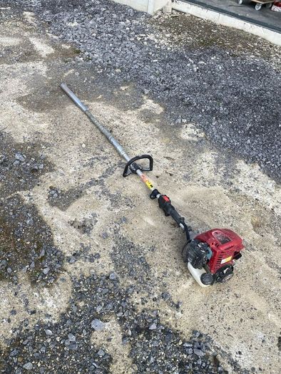 Petrol concrete vibrator
