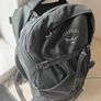 Osprey Farpoint 40 Travel Backpack - Carry-On Rucksack Grey Black Green Image 8