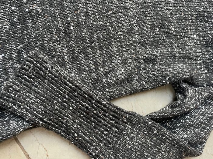 Abercrombie & Fitch V-neck sweater