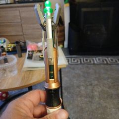 Toynk Doctor Who 11th Doctor Electronic Sonic Screwdriver Prop | Features Light and Sound Effects | Officially Licensed Collectible