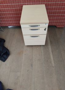 pedestal