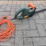 Black and Decker Hedge trimmer Image 3