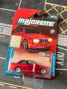 BMW E30 Majorette scale 1/64