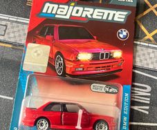 BMW E30 Majorette scale 1/64