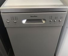 New ex display 45cm slimline powerpoint dishwasher