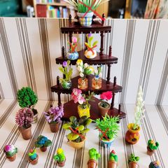 Tiny plants, flowerpots, vases for dolls house