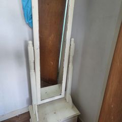 Free Standing Mirror