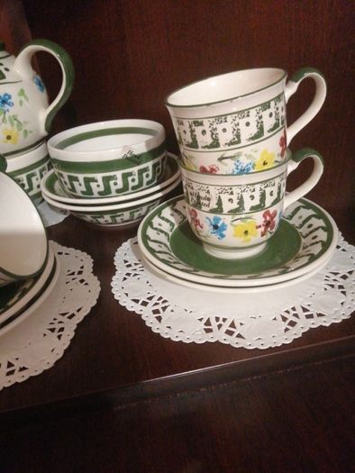 Fiona Bradley hand painted pottery tea set