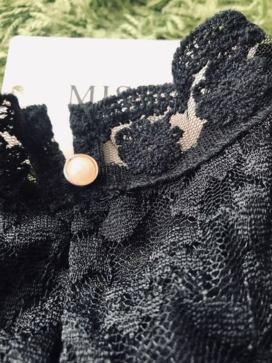 New beautiful, lace blouse size M/ L