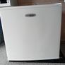 Small Fridge Image 7