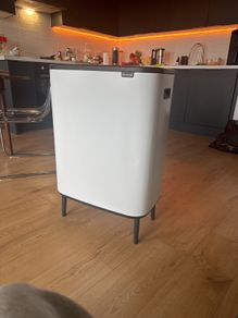 Brabantia white Bin