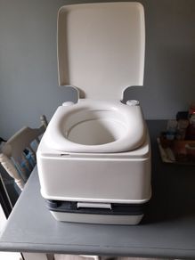 camping toilet