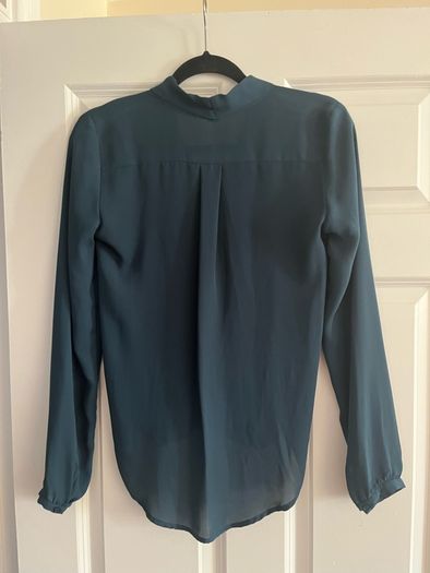 V-neck green blouse