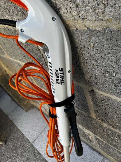 Stihl FSE52 strimmer for sale.