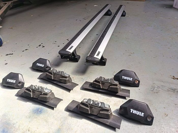 Thule roof racks and footings