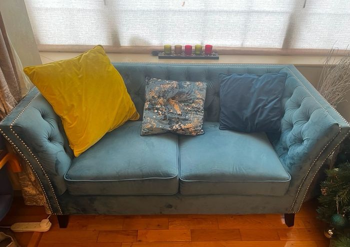 3 + 2 seater couches