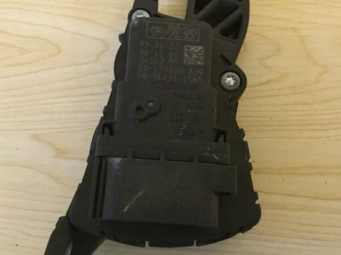 Throttle pedal
