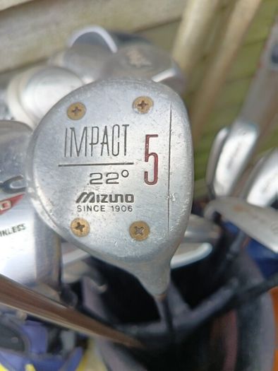 golf clubs